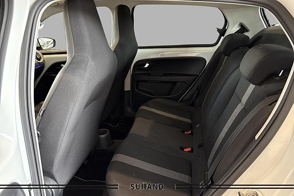 Volkswagen UP! 17 of 30