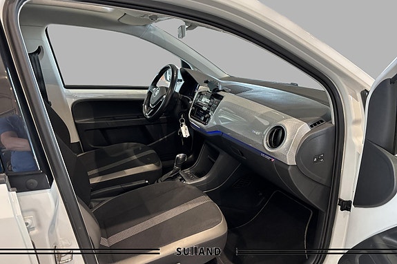 Volkswagen UP! 15 of 30