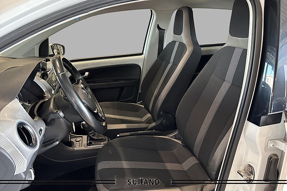 Volkswagen UP! 11 of 30