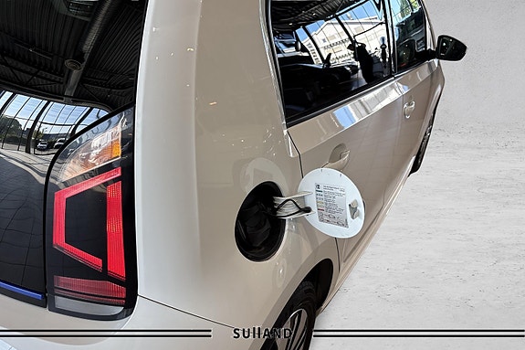 Volkswagen UP! 9 of 30