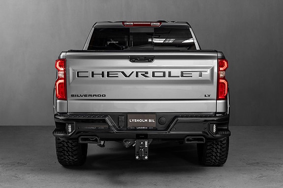 Chevrolet Silverado 1500 6 of 30