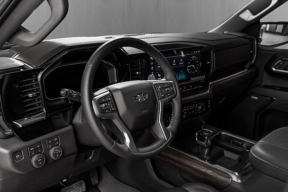 Chevrolet Silverado 1500 12 of 30