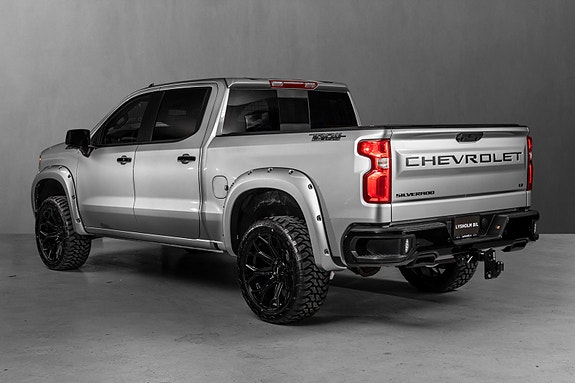 Chevrolet Silverado 1500 9 of 30
