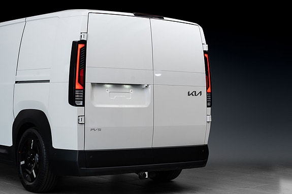 Kia PV5 7 of 28