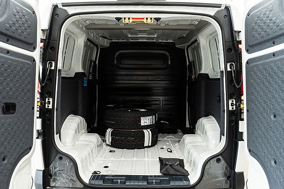 Kia PV5 27 of 28