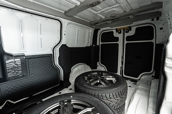 Kia PV5 24 of 28