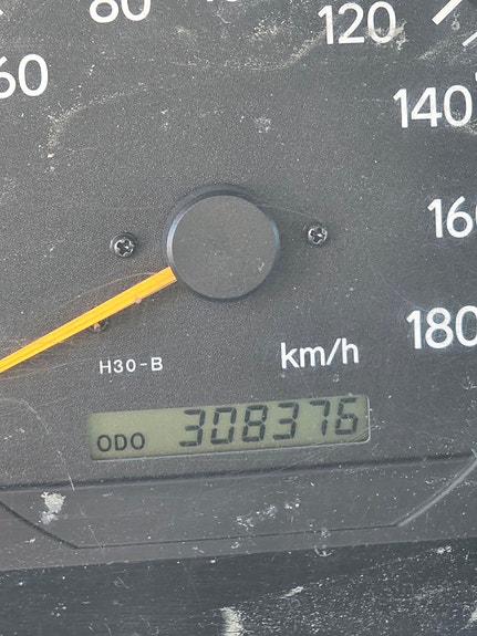 Toyota HiAce 6 of 9