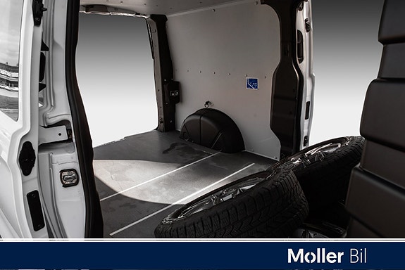 Volkswagen Transporter 24 of 25
