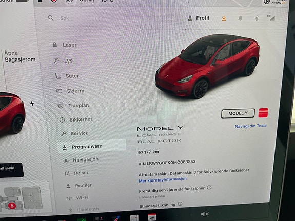 Tesla Model Y 26 of 29