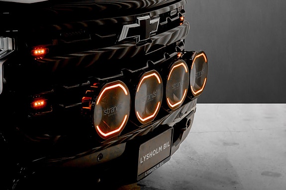 Chevrolet Silverado 1500 4 of 26