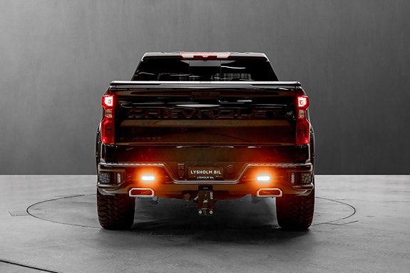 Chevrolet Silverado 1500 8 of 26