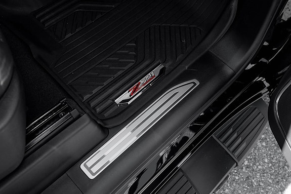 Chevrolet Silverado 1500 18 of 26