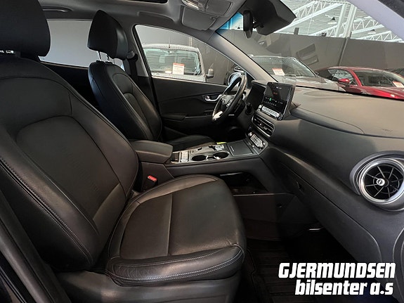Hyundai Kona 30 of 30