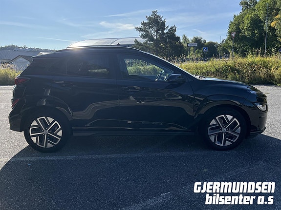 Hyundai Kona 8 of 30