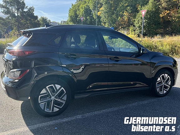 Hyundai Kona 9 of 30