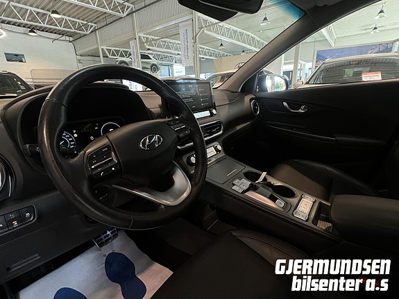 Hyundai Kona 14 of 30
