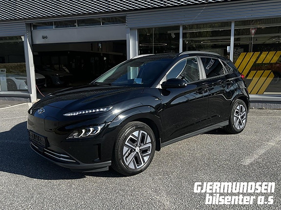 Hyundai Kona 2 of 30