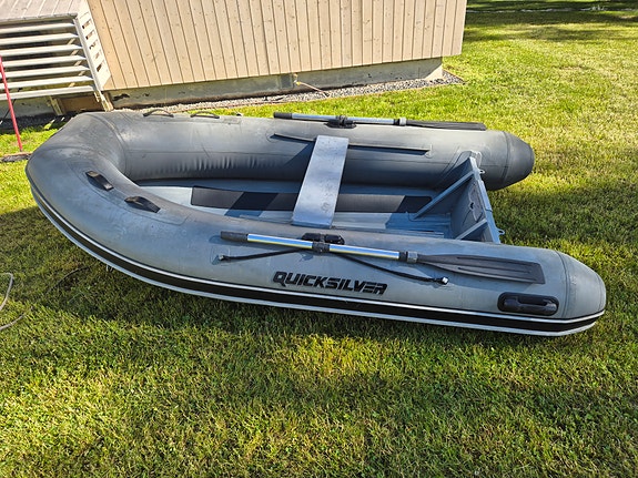 Quicksilver 290 ALU RIB 5 of 11
