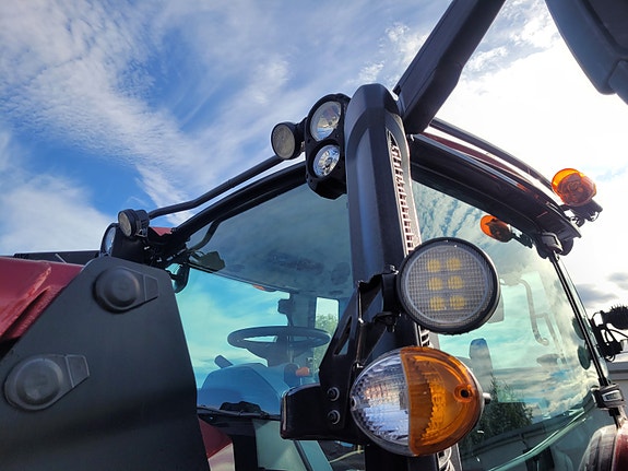 Valtra G135 Versu Laster og Fronthydraulikk 2024, kr 1 299 000,-
