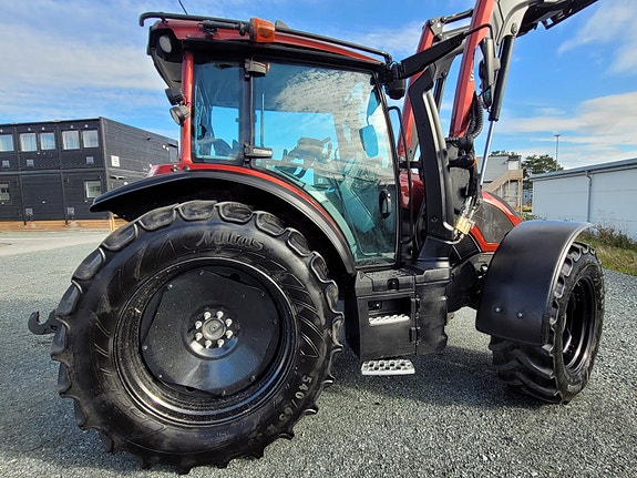 Valtra G135 Versu Laster og Fronthydraulikk 2024, kr 1 299 000,-