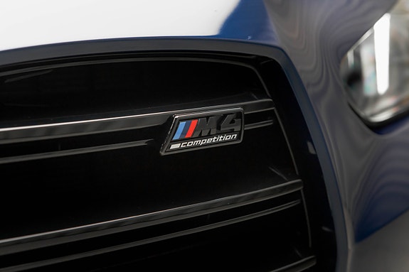 BMW M4 9 of 30