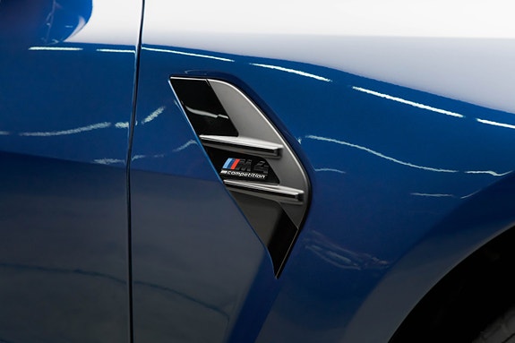 BMW M4 10 of 30