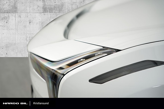 Polestar 3 8 of 30
