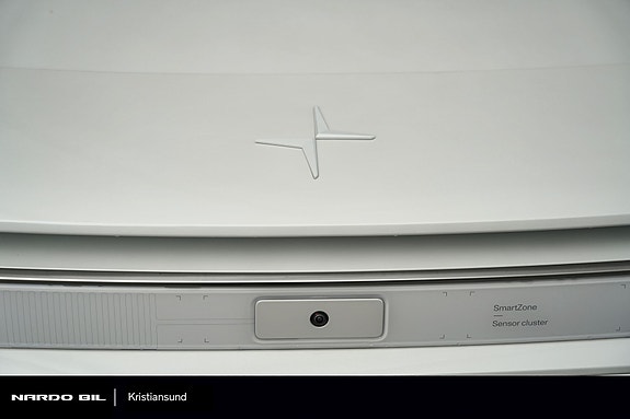Polestar 3 7 of 30