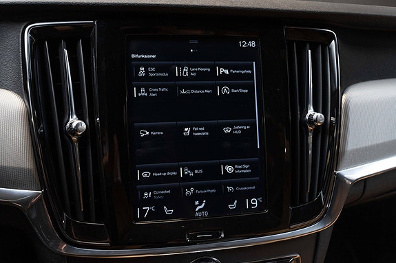Volvo V90 25 of 29