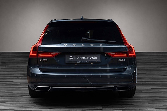 Volvo V90 4 of 29
