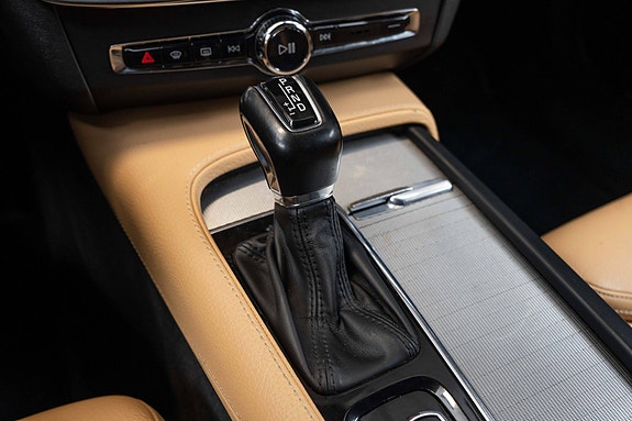 Volvo V90 28 of 29