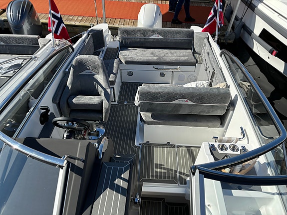Ibiza 711 Touring 2027 Møt oss på Aker Brygge og Båter i Sjøen 27-30 August ! 10 of 20
