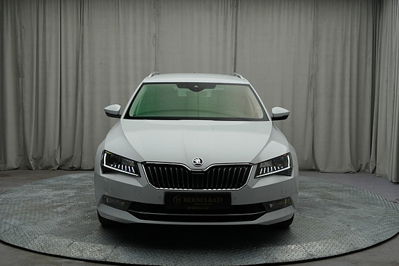 Skoda Superb 3 of 30