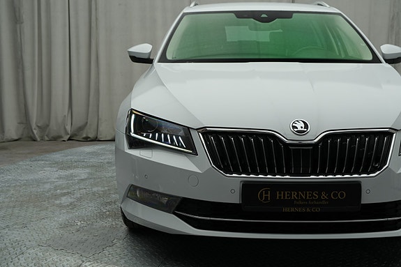 Skoda Superb 4 of 30