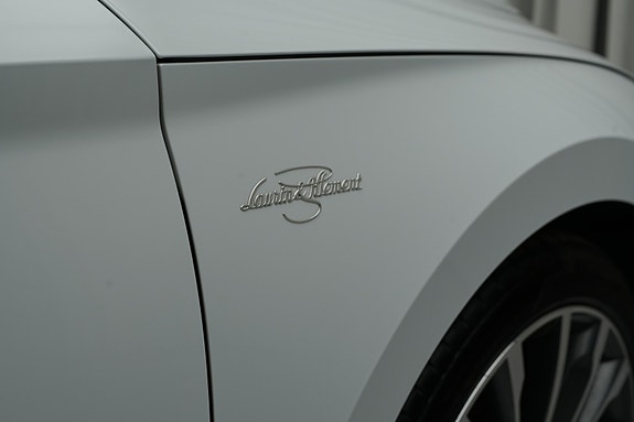 Skoda Superb 9 of 30