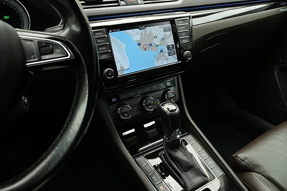 Skoda Superb 25 of 30