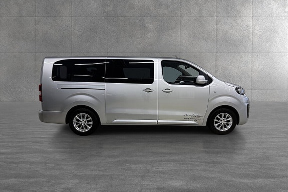 Peugeot Traveller 6 of 24