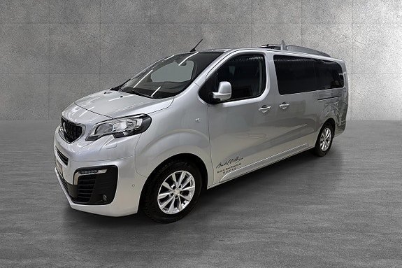 Peugeot Traveller 8 of 24