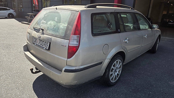 Ford Mondeo 4 of 14