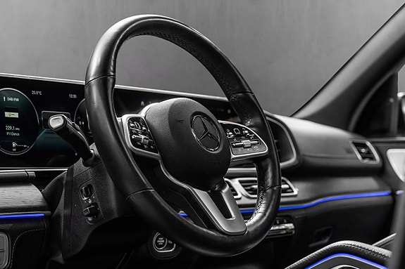 Mercedes-Benz GLS400 d 13 of 30