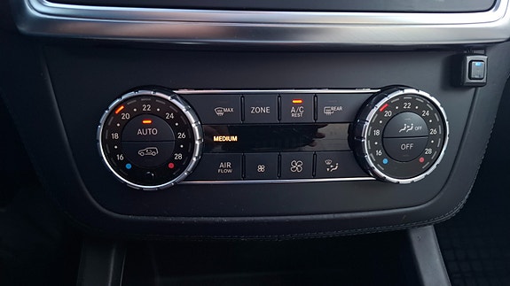 Mercedes-Benz GL63 23 of 30