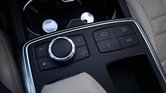 Mercedes-Benz GL63 28 of 30