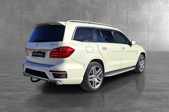 Mercedes-Benz GL63 3 of 30