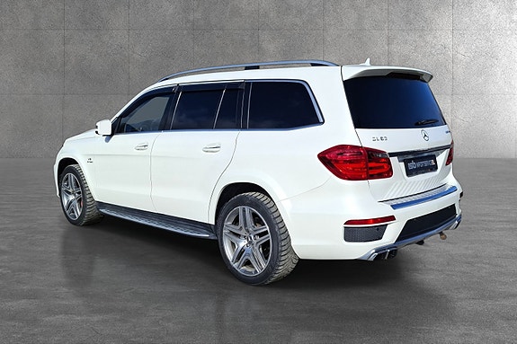 Mercedes-Benz GL63 6 of 30
