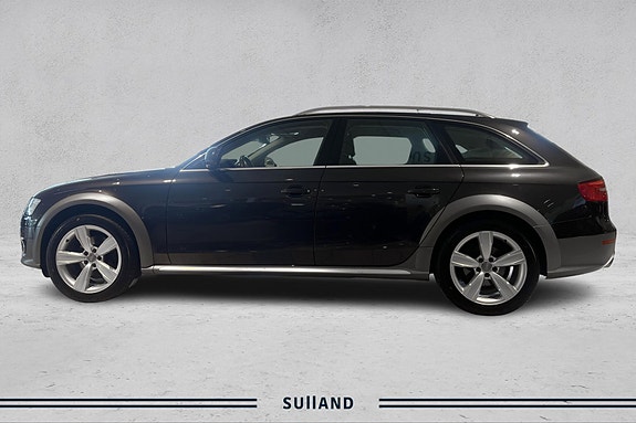 Audi A4 allroad 2 of 17