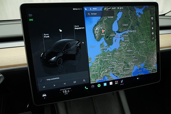 Tesla Model Y 20 of 30