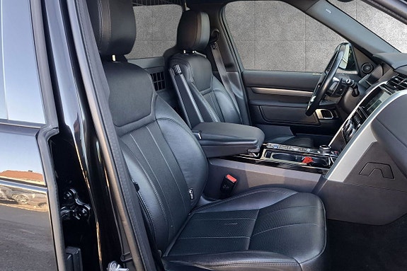 Land Rover Discovery 5 11 of 25