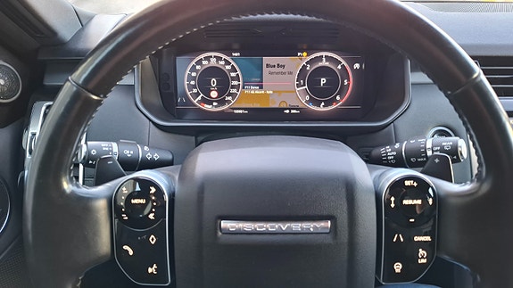 Land Rover Discovery 5 16 of 25