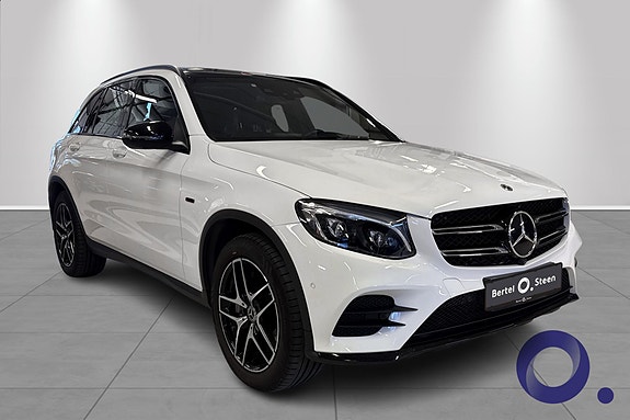 Mercedes-Benz GLC350 e 8 of 26