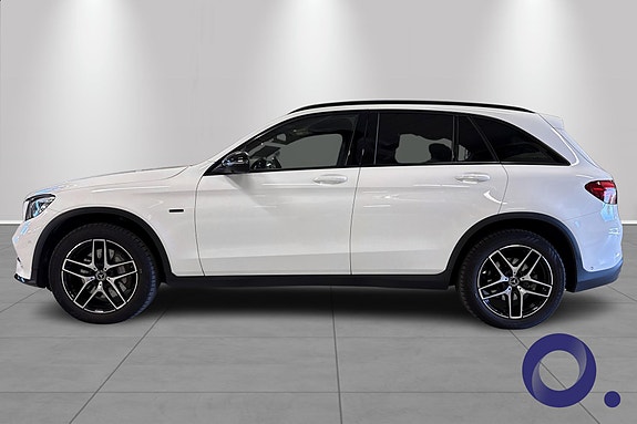Mercedes-Benz GLC350 e 2 of 26
